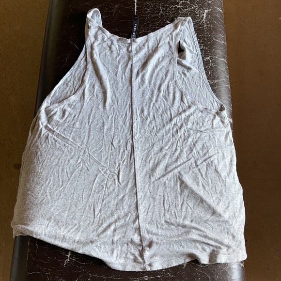 Tank - Picture 3 of 3